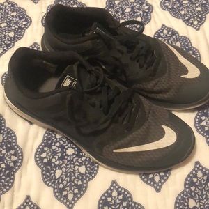 Black Nike’s